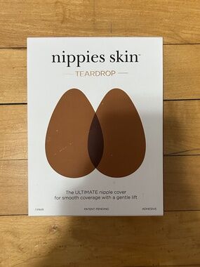 NEW IN BOX  Nippies Skin Teardrop